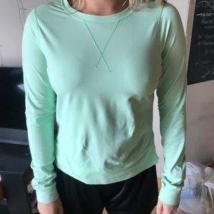 LULULEMON MINT GREEN CROP